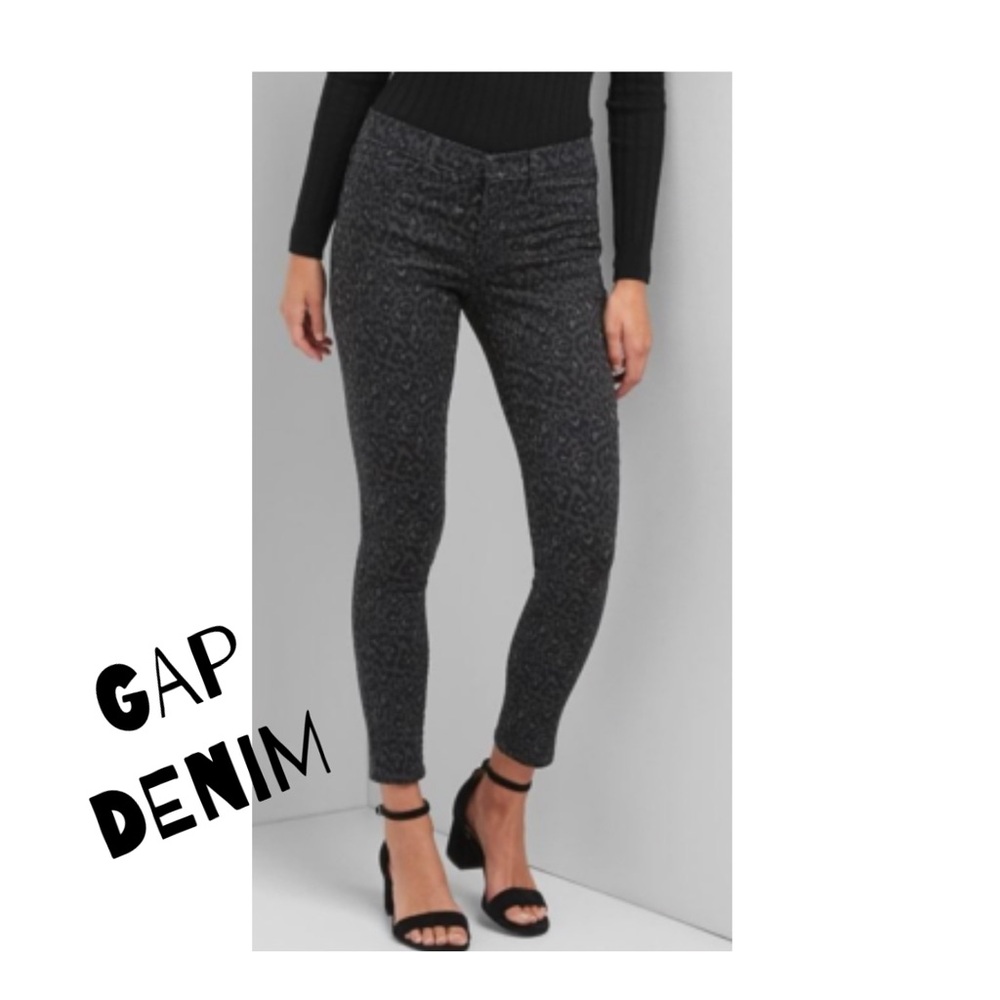 GAP Women's Skinny Jeans - Black 26
